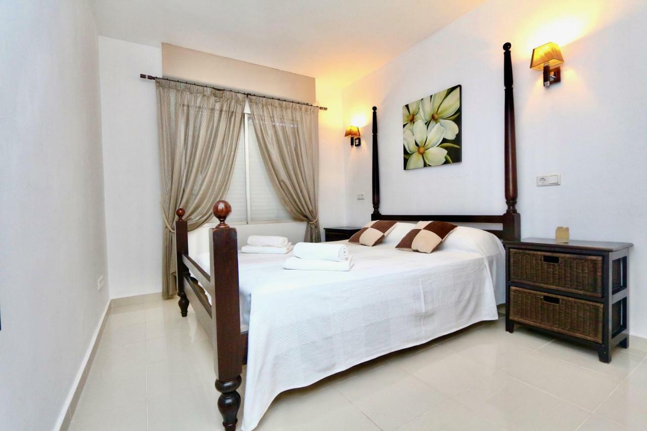 3- Bedroom Apartment In The Centre Of Calpe With Nice Living Room, 1 Bathroom. Esterno foto