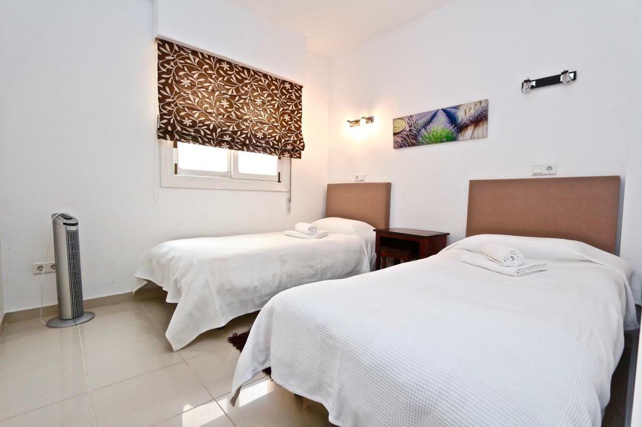 3- Bedroom Apartment In The Centre Of Calpe With Nice Living Room, 1 Bathroom. Esterno foto