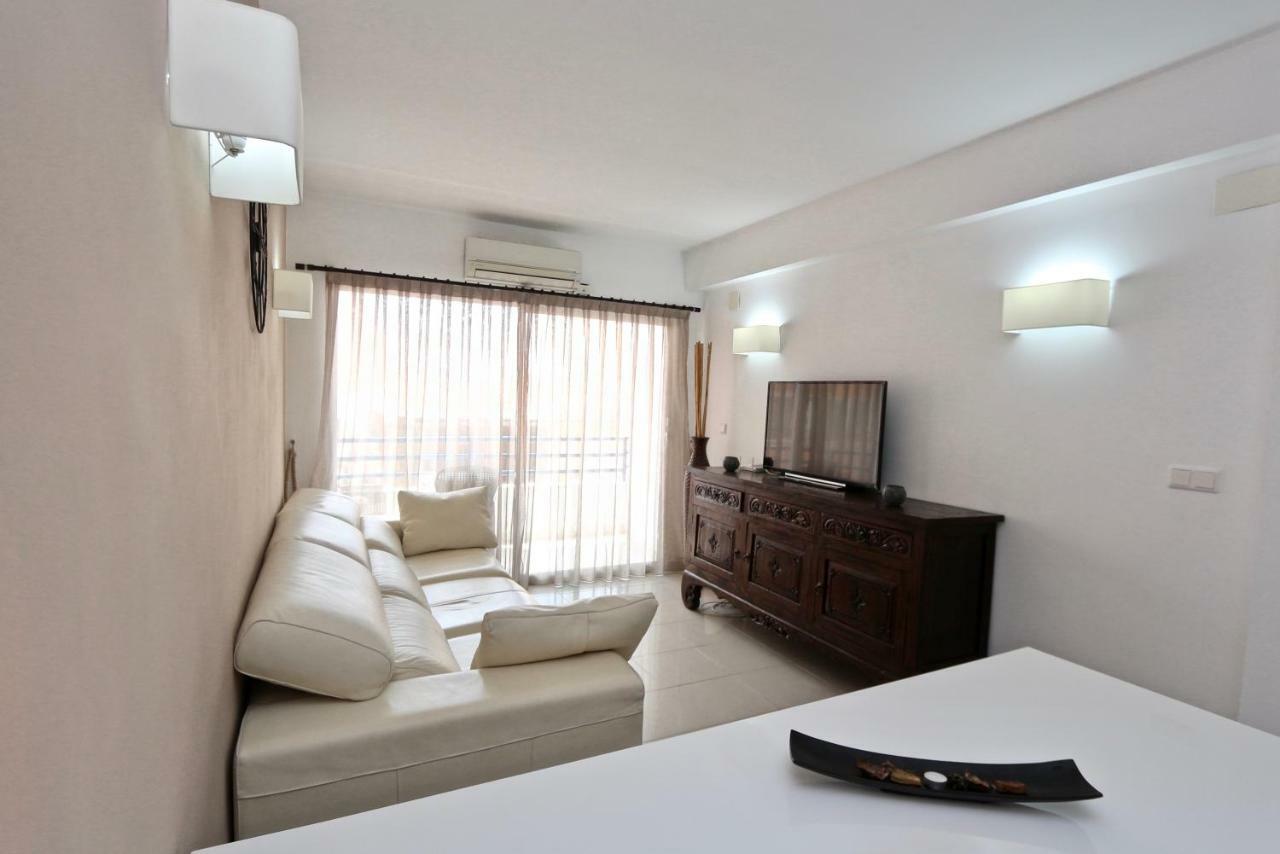 3- Bedroom Apartment In The Centre Of Calpe With Nice Living Room, 1 Bathroom. Esterno foto
